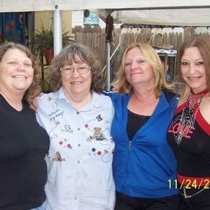 Meet your Posher, Edna